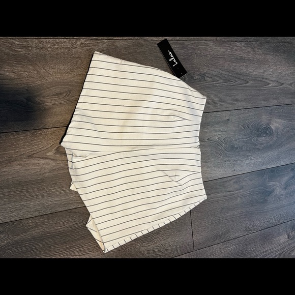 Lulus Groove Queen Skort NWT - Picture 2 of 3